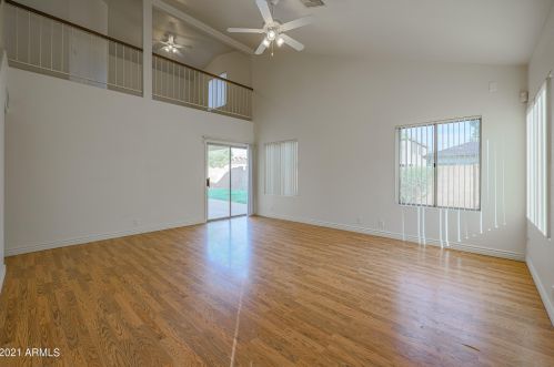 18841 43 Pl, Phoenix AZ 85050-3736 exterior