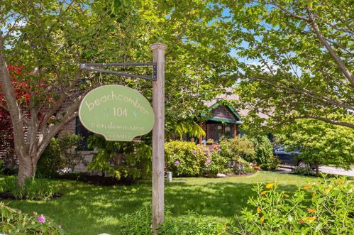 104 King St, Falmouth MA  02540-3177 exterior