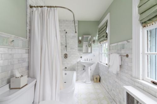 15 Mansion Dr, Topsfield MA 01983-1109 exterior