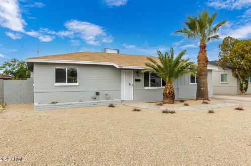 1728 32nd Pl, Phoenix AZ  85008-3856 exterior