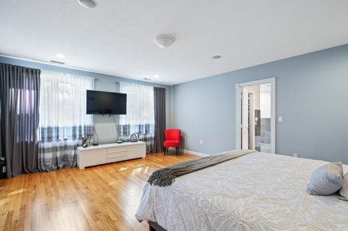 18 Francis St, North Reading MA 01864-3121 exterior