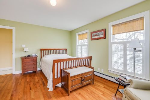 20 Locust Rd, Eastham MA 02642-2460 exterior