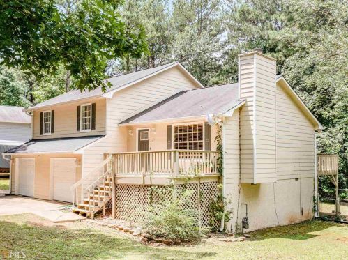 125 Stagecoach Trl, Stockbridge GA  30281-1952 exterior