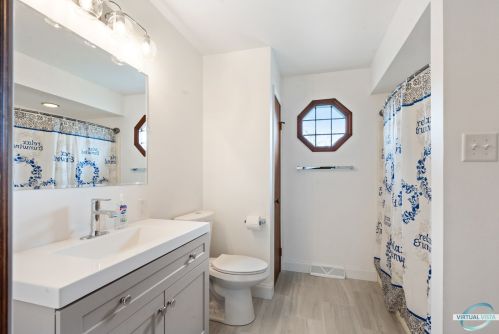 3944 Oak Park Ave, Forest View IL 60402-4168 exterior