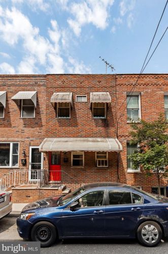 2430 Bancroft St, Philadelphia, PA 19132-4442