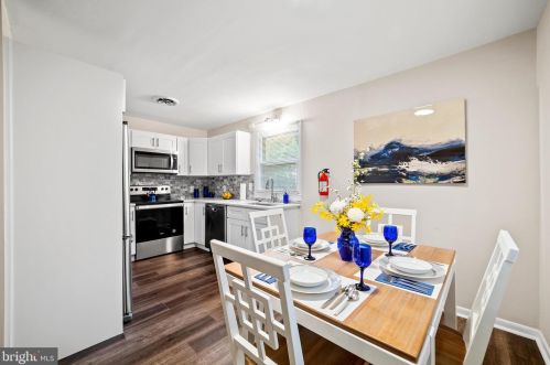 21 Williams Ave, West Deptford NJ  08096-5596 exterior