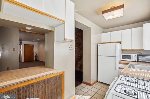 2204 15 St, Philadelphia PA 19132-4414 exterior