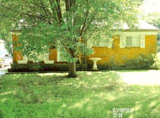 9803 Titan Dr, Louisville, KY 40229-1828