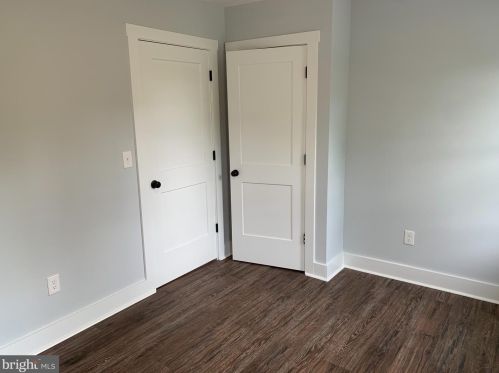 645 Delaware St, West Deptford NJ  08096-1576 exterior