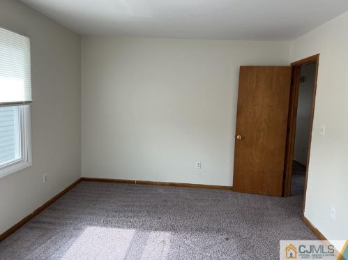 170 Randolph St, Carteret NJ 07008-2850 exterior