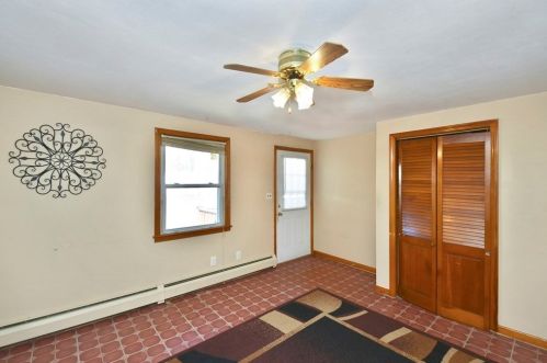 98 Kenberma Rd, Worcester MA 01604-5308 exterior