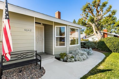 4042 Glenwood St, Irvine CA 92604-2223 exterior