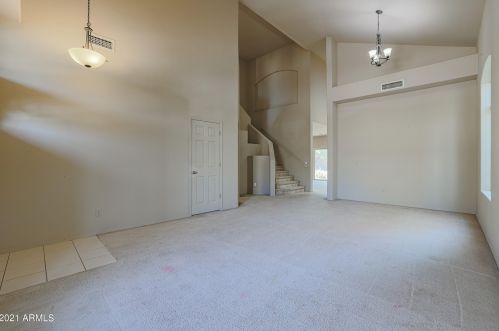 7313 15th Dr, Phoenix, AZ 85041-6932