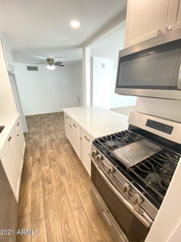 6019 33rd Ave, Phoenix AZ 85051-1201 exterior