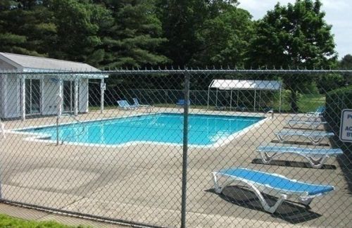 20 Alcott Cir, Taunton MA 02780-1057 exterior