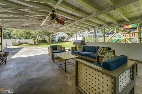 945 College Ave, Conyers GA 30012-4423 exterior