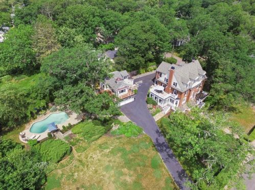 20 Phillips Ave, Rockport MA  01966-1144 exterior