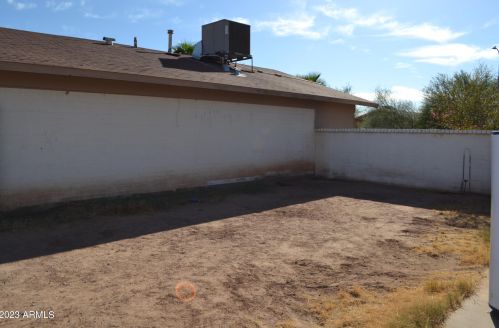 5227 46 St, Phoenix AZ 85008-4110 exterior