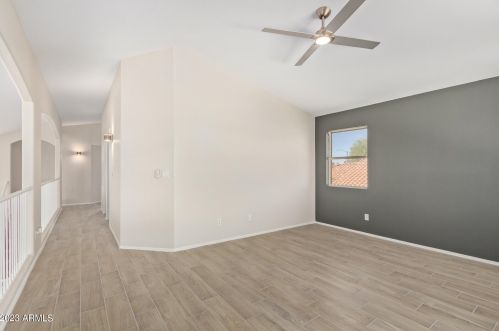 1222 Beverly Ln, Phoenix AZ 85032-3408 exterior