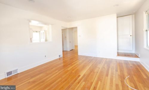 924 Belmont Ave, Camden NJ 08108-3221 exterior