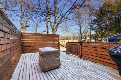 42 Lincoln St, Milton MA 02186-2005 exterior