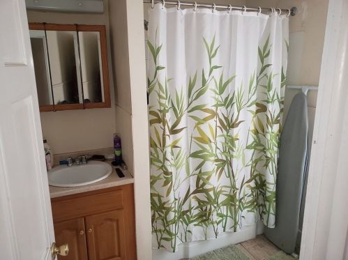 21 Britannia St, Taunton MA 02780-1633 exterior