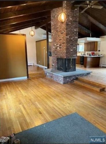 107 Cupsaw Dr, Skyline Lakes NJ  07456-2300 exterior