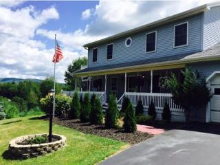 38 Edward St, Georgia, VT 05478-2302