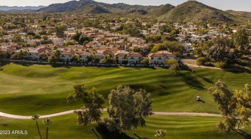 8639 48th St, Phoenix AZ 85044-5727 exterior