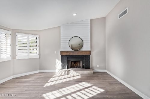 19605 36 Pl, Phoenix AZ 85050-8387 exterior