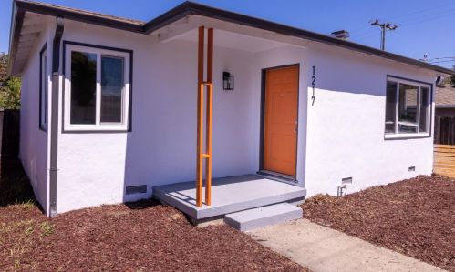 1217 Burkhart Ave, San Leandro CA  94579-2003 exterior