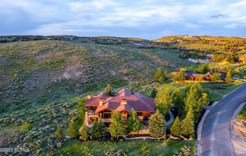 2366 Westview Trl, Park City UT 84098-6342 exterior