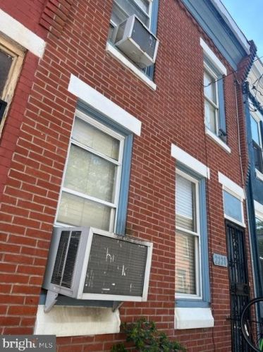 2220 Gerritt St, Philadelphia, PA 19146-4217