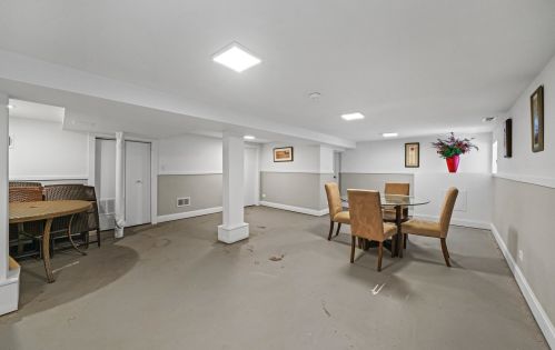 1214 Wisconsin Ave, Forest View IL 60402-1062 exterior