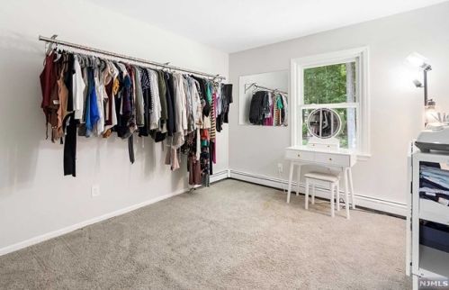 20 Southfield Dr, Wantage NJ  07461-3036 exterior