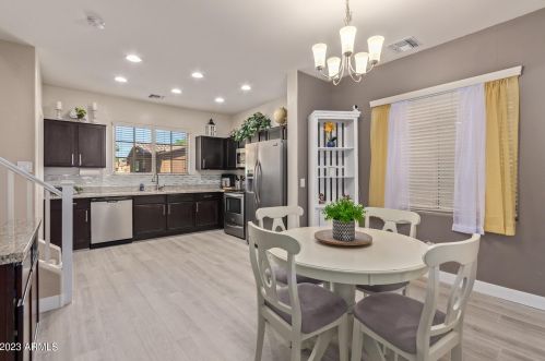 2020 77th Ln, Phoenix AZ  85035-5122 exterior