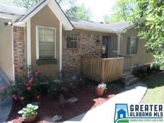 2708 Nelda Cir, Birmingham AL  35217-1024 exterior