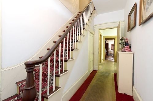 442 Washington St, Canton MA 02021-3630 exterior