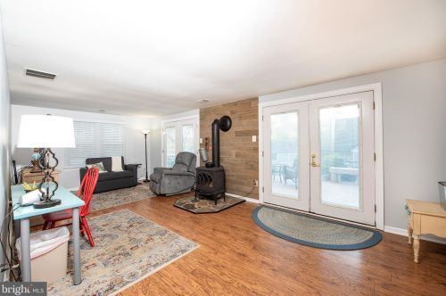 6605 Windsor Ct, Columbia MD 21044-4102 exterior