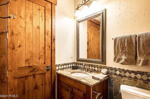 3382 Westview Trl, Park City UT 84098-6342 exterior