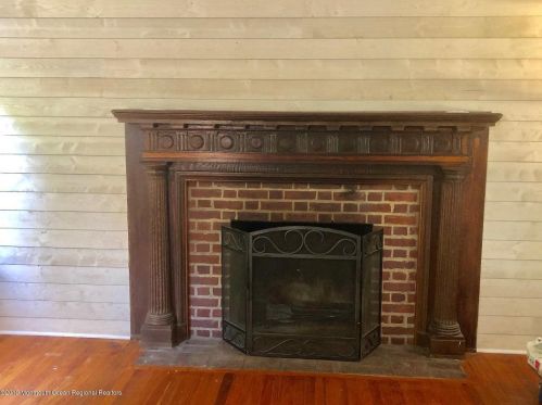 437 Cooper Rd, Tinton Falls NJ  07701-6013 exterior