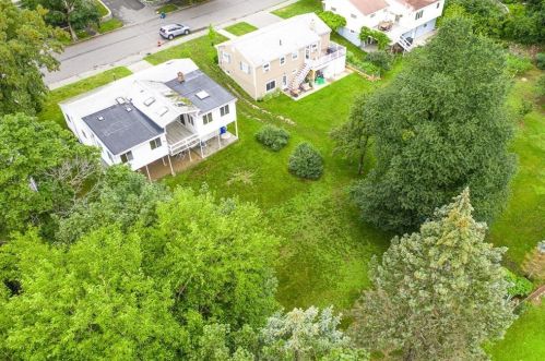 35 Crosby St, Arlington MA 02474-2257 exterior