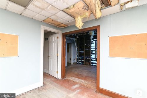 665 Broad St, West Deptford NJ 08096-1055 exterior