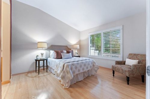 8075 Treeview Ct, Anaheim CA 92808-1552 exterior