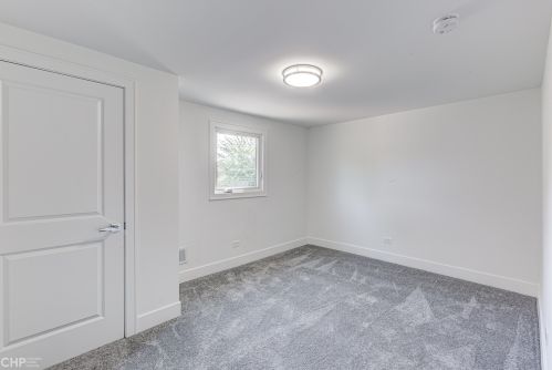 3235 Maple Ave, Forest View IL 60402-1250 exterior