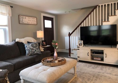 28 Highland Ave, West Bridgewater MA 02379-1118 exterior