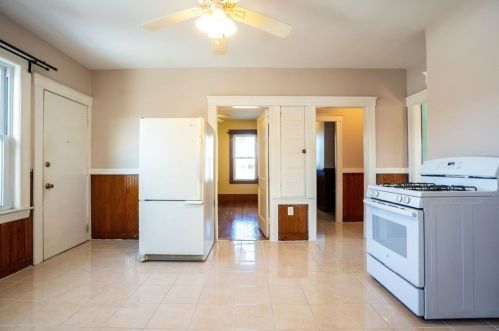 68 Sanborn St, Lawrence MA  01843-1222 exterior