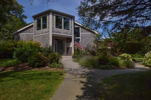 6 Landfall, Falmouth MA 02540-1658 exterior