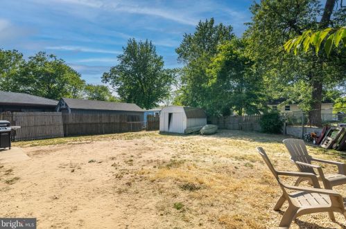 119 Military Dr, West Deptford NJ 08063-1506 exterior