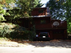 228 Parker St, Newton, MA 02459-2551